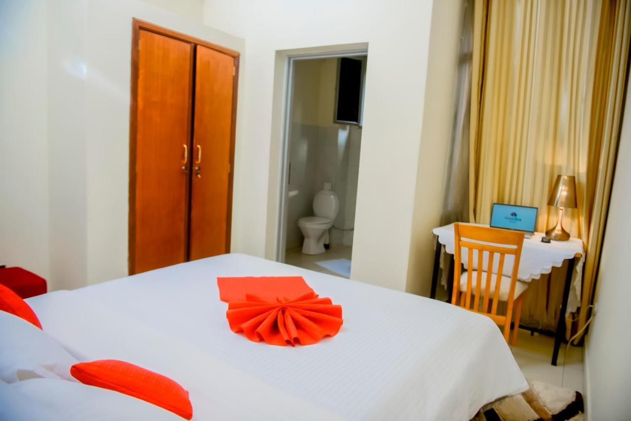 One Click Hotel Kigali Eksteriør bilde