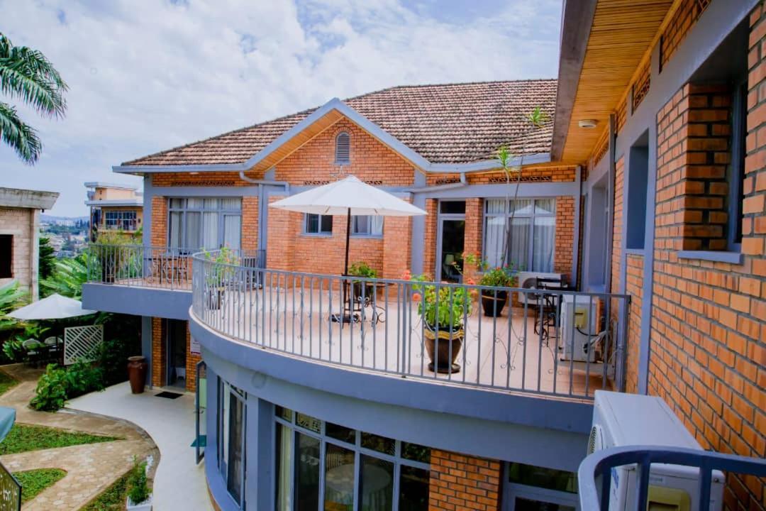 One Click Hotel Kigali Eksteriør bilde