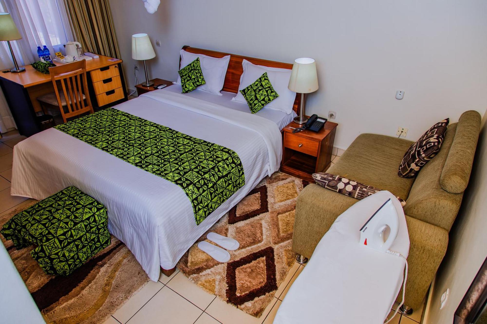 One Click Hotel Kigali Eksteriør bilde